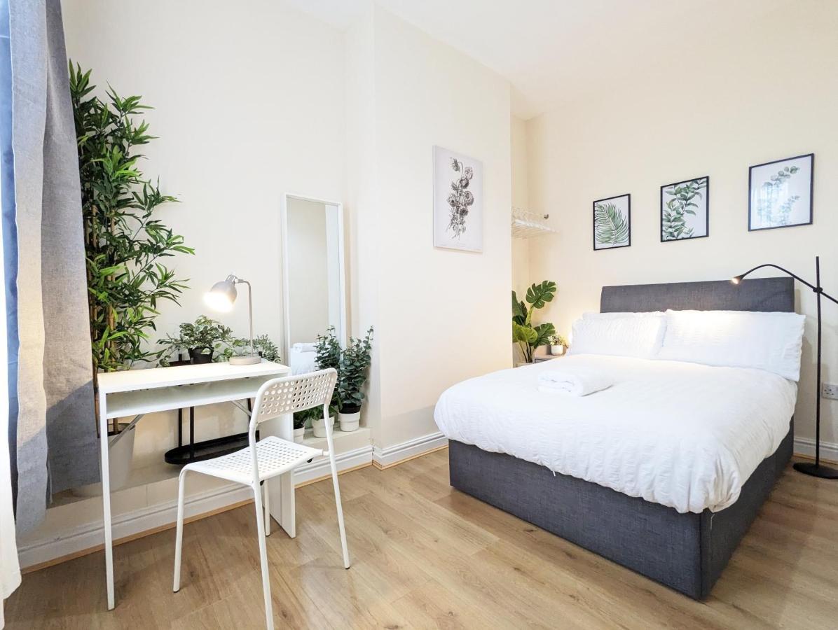 Guest Rooms In Anfiled Near Stadium, Free Parking Λίβερπουλ Εξωτερικό φωτογραφία