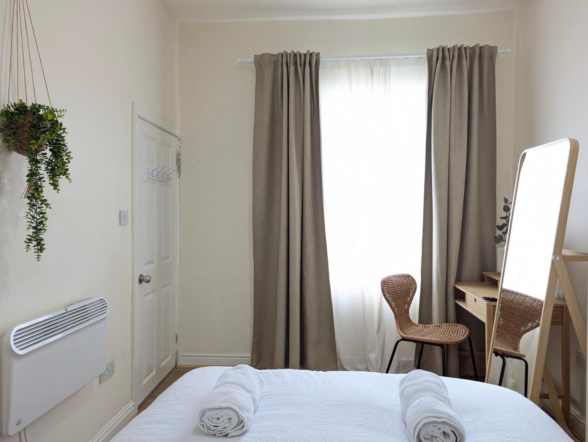 Guest Rooms In Anfiled Near Stadium, Free Parking Λίβερπουλ Εξωτερικό φωτογραφία